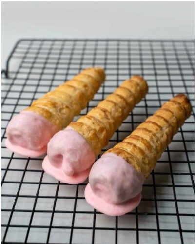 Strawberry Cream Roll 1 Pc